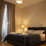 Midu\'S House Holiday