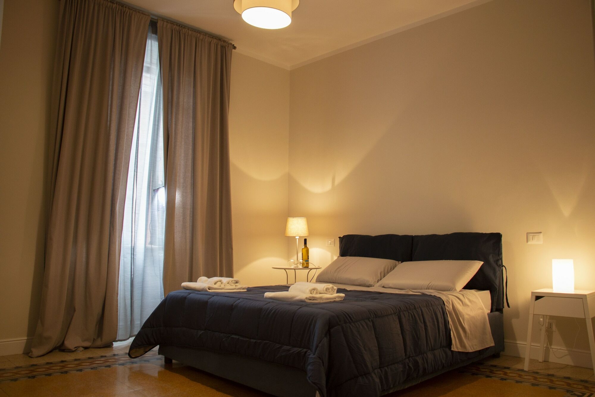 Hotel Midu's House *
